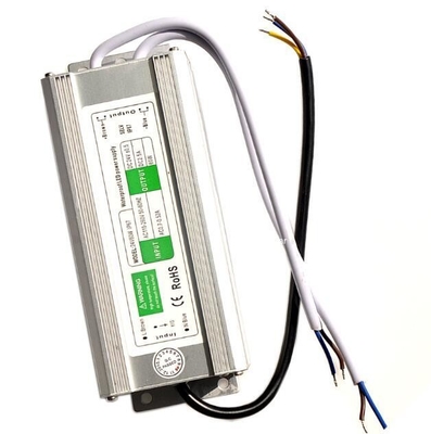110-240V 50/60HZ Voltaggio di ingresso 12V 5A 60W alimentazione impermeabile con lunga durata