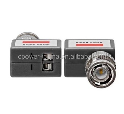 Facile installazione CCTV Coaxial BNC Video e Power Balun Transceiver a CAT5 ANGOLO RETTO