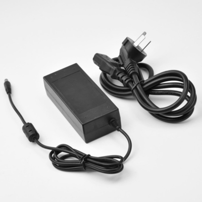 C-Power 5V DC Output Tipo 5V 4A 20W 5V 3.5A Adaptore di alimentazione per ampia gamma di tensione