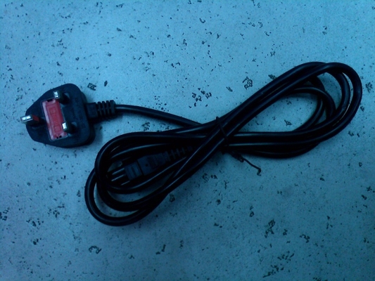 5V 12V 19V 24V 0,5A 1A 1.5A 2A 3A 4A 5A Adaptore di alimentazione con certificato CE