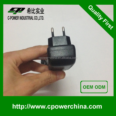 Tipo di uscita DC C-alimentazione 12V 1A AC DC Power Adapter 1000mA PSU 12W per US EU Plug