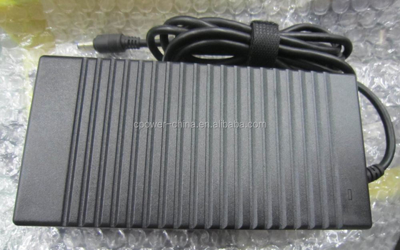 12VDC Voltaggio di uscita CE certificato 96W 7A 19V 5A Adaptore di alimentazione a corrente continua per tipo desktop