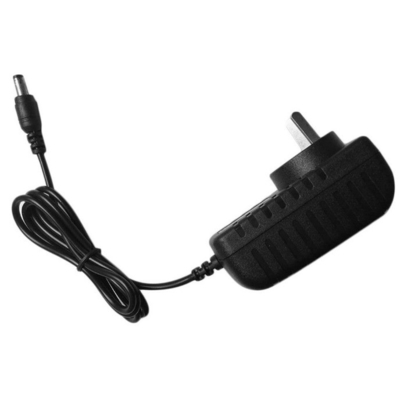 Adaptatore di corrente alternata a corrente continua nero con tipo di uscita superiore 12V 1A 6V 1A 5V 1A 5V 2A 12V 0,5A