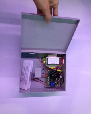 Controllo di accesso Batteria di riserva 12V 5A 5V Fornitura di alimentazione per prestazioni ininterrotte