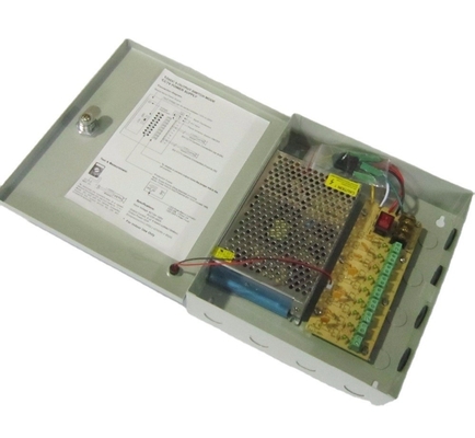 Box di alimentazione CCTV 9CH 12V 5A DC Uscita 60W Efficienza 90% Frequenza di uscita 50/60Hz