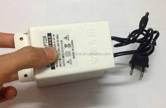 Tipo di uscita DC 12V 1A 12V 2A 14V 1A 14V 2A 24W Adaptore di alimentazione per apparecchiature industriali