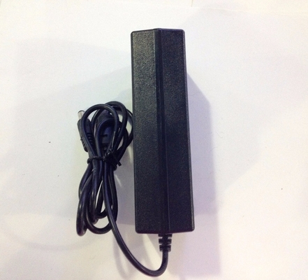 12v 5a DC Switching AC DC Power Adapter Spedizione gratuita 1000pcs Tipo di uscita singola