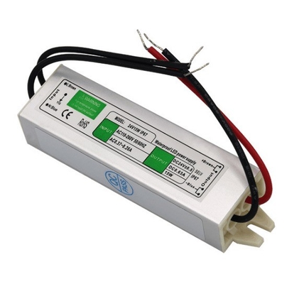 Conducibile di alimentazione impermeabile da 15W per trasformatore a corrente continua a striscia LED a uscita singola 12V 24V