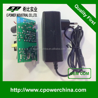 Tipo di uscita DC 12v 2a 24v 1a 24w TS-1012C Adaptore AC/DC/alimentazione con certificato CE