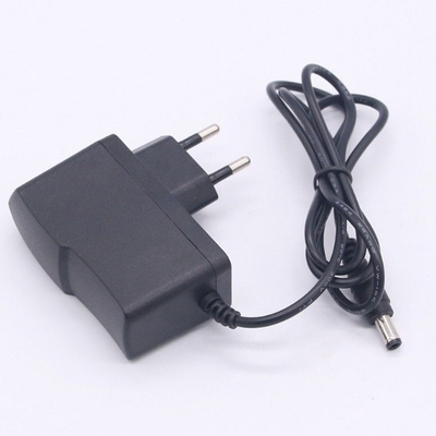 Collegamento in nero AC DC 5V 1A 2A 5V 3A 5V 2.5A 5V 2.4A Adaptore di alimentazione