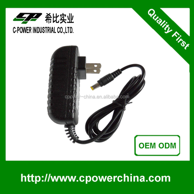 Caricabatterie per adattatori CA/CC con certificazione CE e variazioni di uscita CC da 3,2 V a 5,4 V