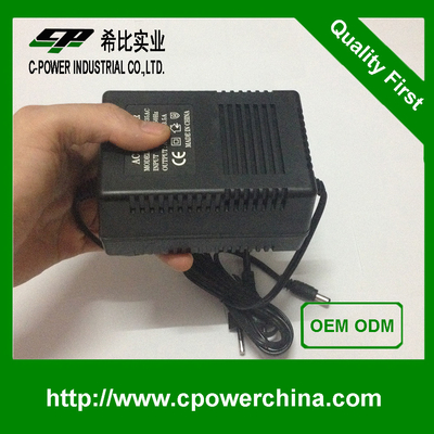 Trasformatore di potenza elettrica lineare a fase singola AC a AC 24V 2A con presa a corrente continua 5.5*2.1