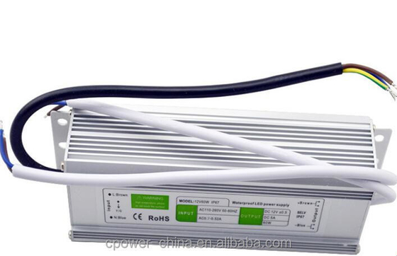Semplice uscita 60W 5A IP67 L'alimentazione LED impermeabile 12V AC/DC con efficienza 86%