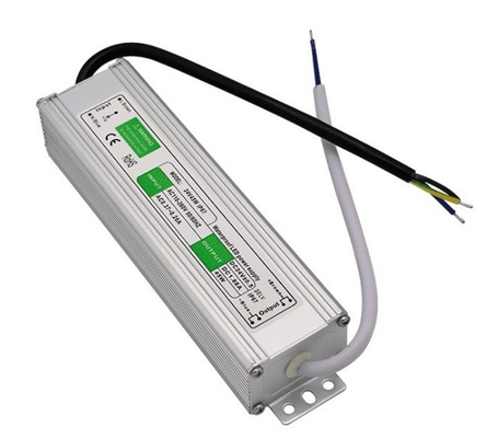 Fornitore di alimentazione LED impermeabile 12V 30W 45W 50W 60W AC DC 24V IP66 IP67 per LED Strip