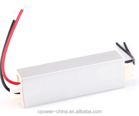 Fornitore di alimentazione a LED impermeabile da 10 W per strisce a LED 24V tipo di uscita singola Efficienza 86%