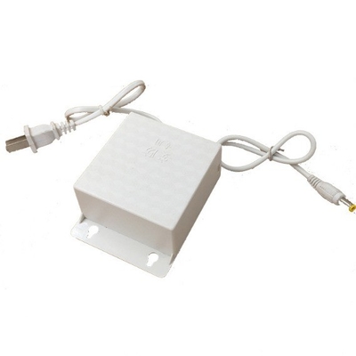 Adaptatore di alimentazione DC12V 2A impermeabile all'aria aperta per telecamere di sicurezza IP Webcam