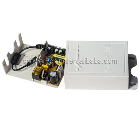 AD-DC Fornitore di alimentazione esterno impermeabile 12V 2A 3A 24W 36W LED impermeabile IP66 per telecamera CCTV PTZ