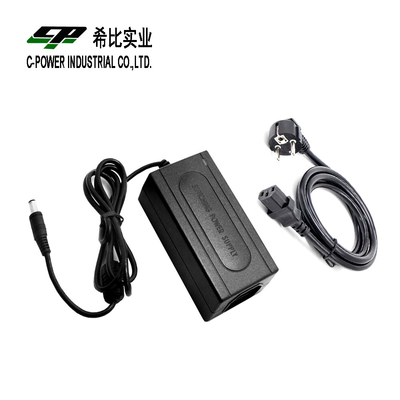 Fornitore di alimentazione per prodotti elettronici da 60W 12VDC Voltaggio di uscita EU Plug 100-240V AC Input