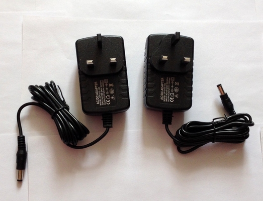 Tipo di uscita DC 12V AC DC Power Supply Adapter 12W 15W 18W 24W 30W 36W con efficienza 86%