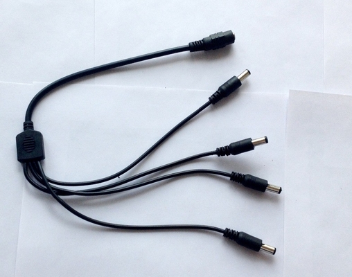 Copper 1 Female to 4 Male Power Supply Splitter Converter per videocamera CCTV DVR 12V