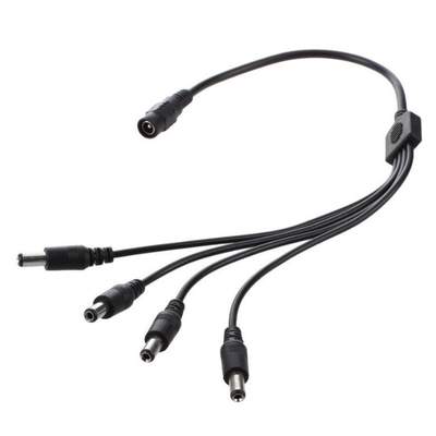Adaptatore di alimentazione CE certificato Cable splitter di alimentazione a corrente continua a 4 vie per telecamere di sicurezza CCTV