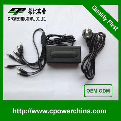 12VDC 5A 4 porte 8 porte Adaptore di potenza a uscita multipla con efficienza del 85% per C-Power
