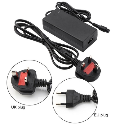 Caricabatterie 42V 2A per scooter elettrico 3P auto-bilanciamento corrente di uscita 2A Max