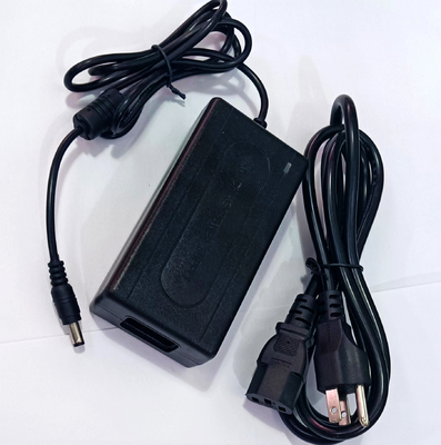 84w AC100-240V a 42V 2A Adaptore di alimentazione a corrente continua con spina a corrente continua 5.5*2.1*10/5.5*2.5*10mm