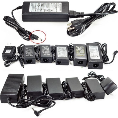 Potente 48VDC 150W Max Output Power Adapter per AC100-240V Input da C-Power