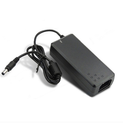 Connessione desktop 144W AC100-240V 36V 4A 36V Adapter di alimentazione CC per le esigenze del cliente