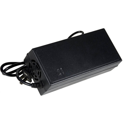 54.6V2A Caricabatterie intelligente a ioni di litio/li-ion/lipo con presa a corrente continua da 5,5*2,1 mm Nera