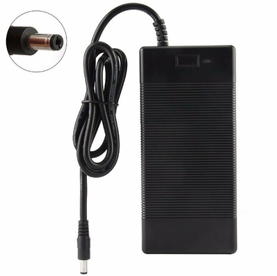 C-Power 8.4V5A 12.6V5A 25.2V2A 25.2V 3V 29.4V3A Caricabatterie agli ioni di litio per materiale ABS PC