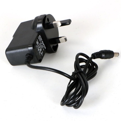 Tipo di uscita CC C-Power 100-240V AC/DC Power Adapter Costante Voltaggio 3V 0.5A 1A 3W