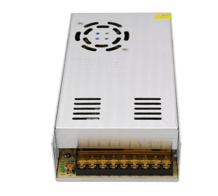 Fornitore di alimentazione a uscita singola a 18 V per strisce a LED CCTV Radio Computer Regulated DC Switching