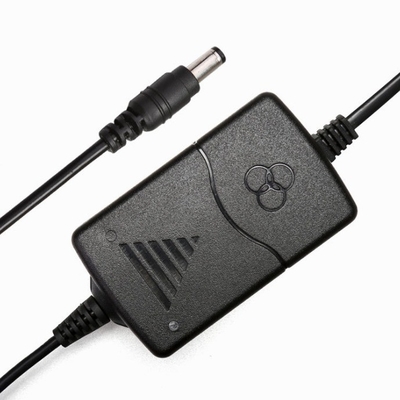 Adattatore di alimentazione per apparecchi elettrici e luci a LED 12V 1A 2A a tensione costante