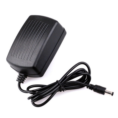 Adattatore C-Power AC100-240V DC 9V 3A omologato CE per le esigenze del cliente