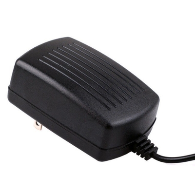 Adattatore C-Power AC100-240V DC 9V 3A omologato CE per le esigenze del cliente
