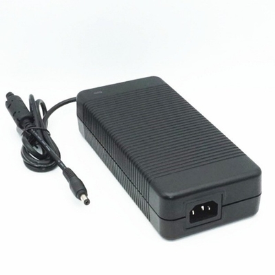 AC DC 12V 12.5A 12V 10A Adaptore di alimentazione desktop per EU AU UK EK Plug by C-Power ABS PC