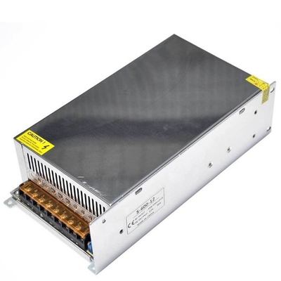 Potenziare il vostro business con C-Power 650W AC/DC Power Supply e opzioni di uscita multiple