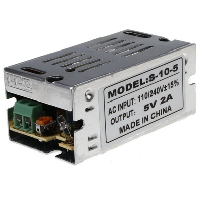 C-Power 5V 2A 10W 110V/220V Fornitore di alimentazione per uscita a tensione costante in elettronica