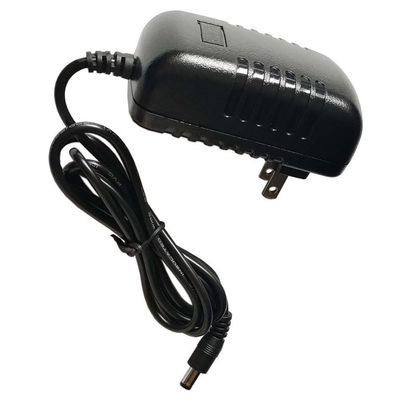 Tipo di uscita DC Fornitore di alimentazione nero 19V 2A 3A 4.75A 1A per ingresso di potenza C AC100-240V
