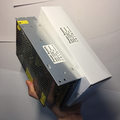 Fornitore di alimentazione di commutazione AC DC da 240 W con corrente di uscita 10 A e tensione di ingresso 110 V/220 V