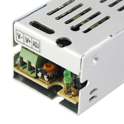 Fornitore di alimentazione versatile da 110v a 220v a corrente continua 12v a 12v a 1,5 ampere per diverse applicazioni